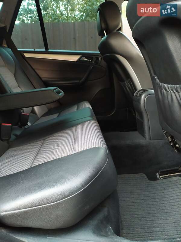 Универсал Mercedes-Benz C-Class 2006 в Львове