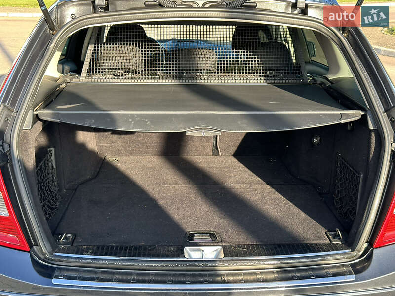 Універсал Mercedes-Benz C-Class 2010 в Львові