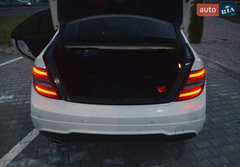 Седан Mercedes-Benz C-Class 2011 в Коростышеве фото 11 Седан Mercedes-Benz C-Class 2011 в Коростышеве