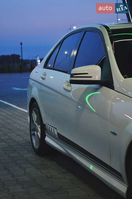 Седан Mercedes-Benz C-Class 2011 в Коростышеве фото 6 Седан Mercedes-Benz C-Class 2011 в Коростышеве