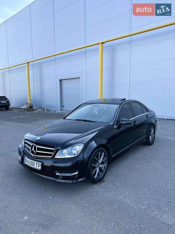 Седан Mercedes-Benz C-Class 2014 в Одессе