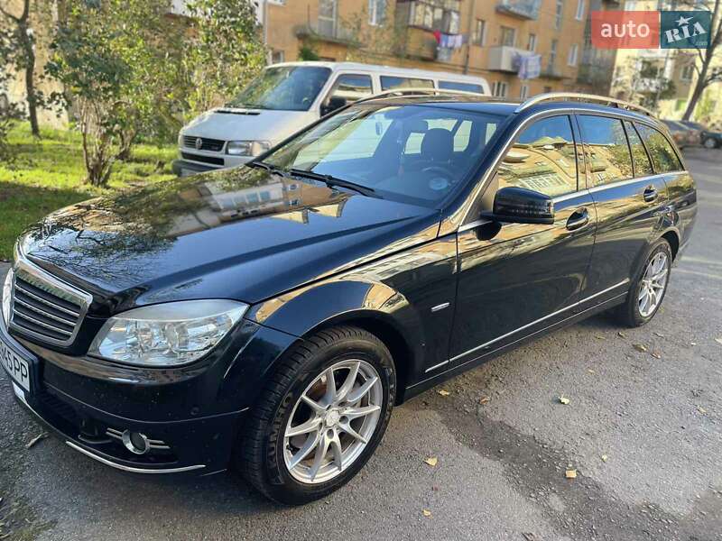 Универсал Mercedes-Benz C-Class 2010 в Стрые фото 8 Универсал Mercedes-Benz C-Class 2010 в Стрые