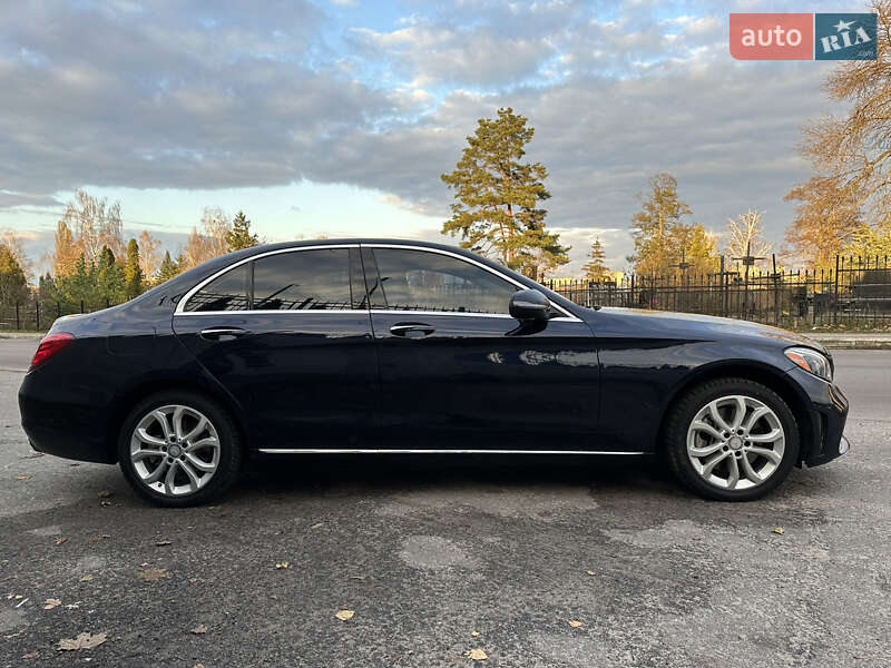 Седан Mercedes-Benz C-Class 2016 в Киеве