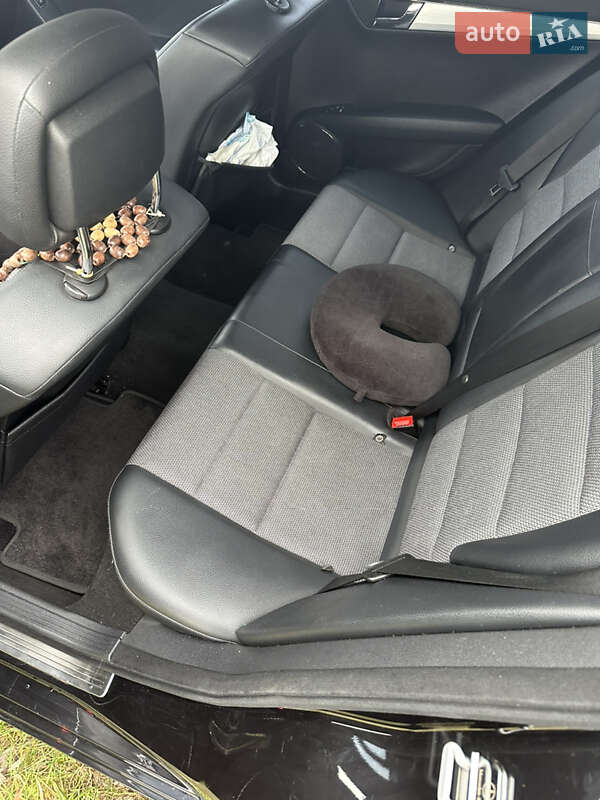 Универсал Mercedes-Benz C-Class 2008 в Киеве