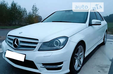 Седан Mercedes-Benz C-Class 2014 в Ивано-Франковске