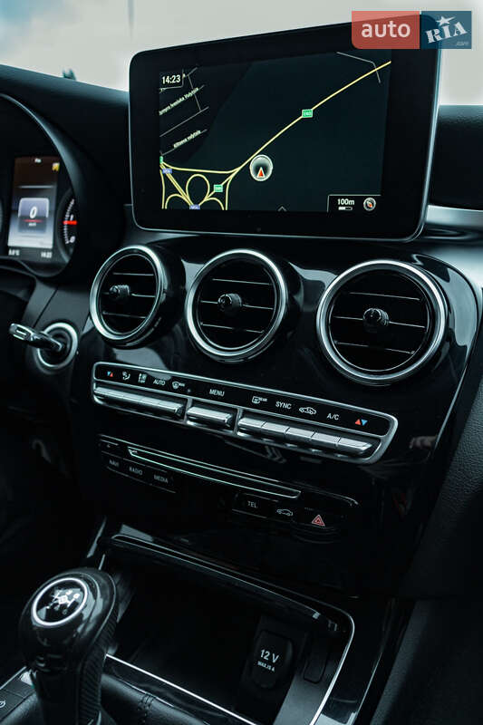 Универсал Mercedes-Benz C-Class 2016 в Львове