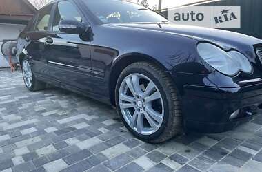 Седан Mercedes-Benz C-Class 2002 в Житомирі