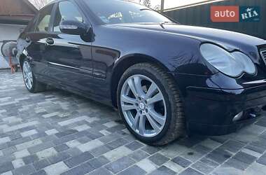 Седан Mercedes-Benz C-Class 2002 в Житомире