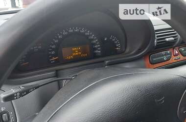 Универсал Mercedes-Benz C-Class 2002 в 