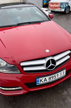 Купе Mercedes-Benz C-Class 2011 в Киеве