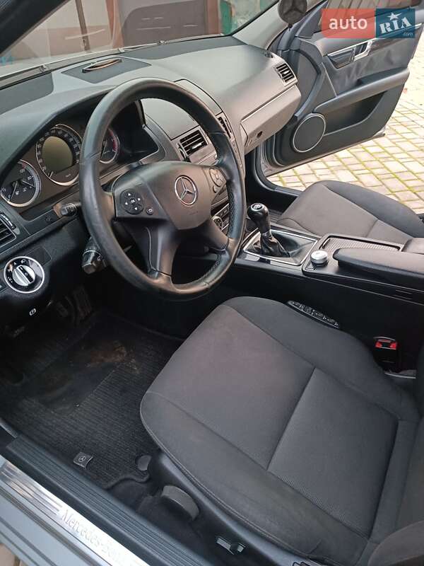 Универсал Mercedes-Benz C-Class 2010 в Городище