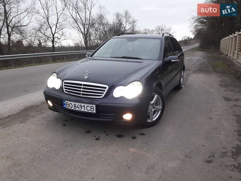 Универсал Mercedes-Benz C-Class 2006 в Коломые