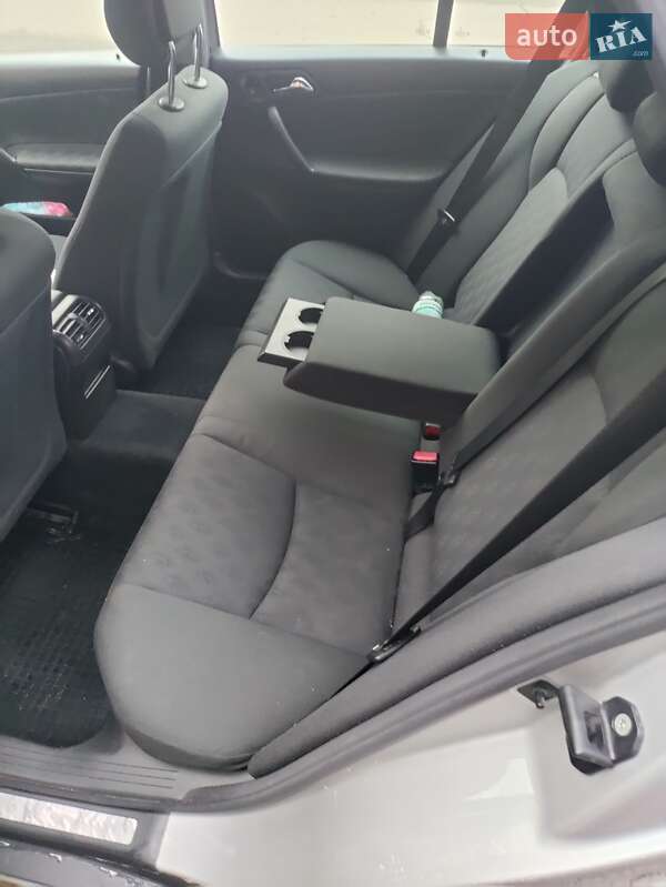 Универсал Mercedes-Benz C-Class 2003 в Киеве