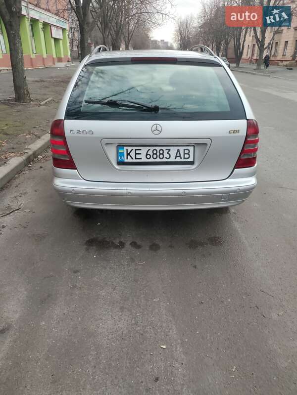Универсал Mercedes-Benz C-Class 2003 в Киеве