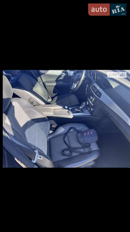 Седан Mercedes-Benz C-Class 2012 в Виннице
