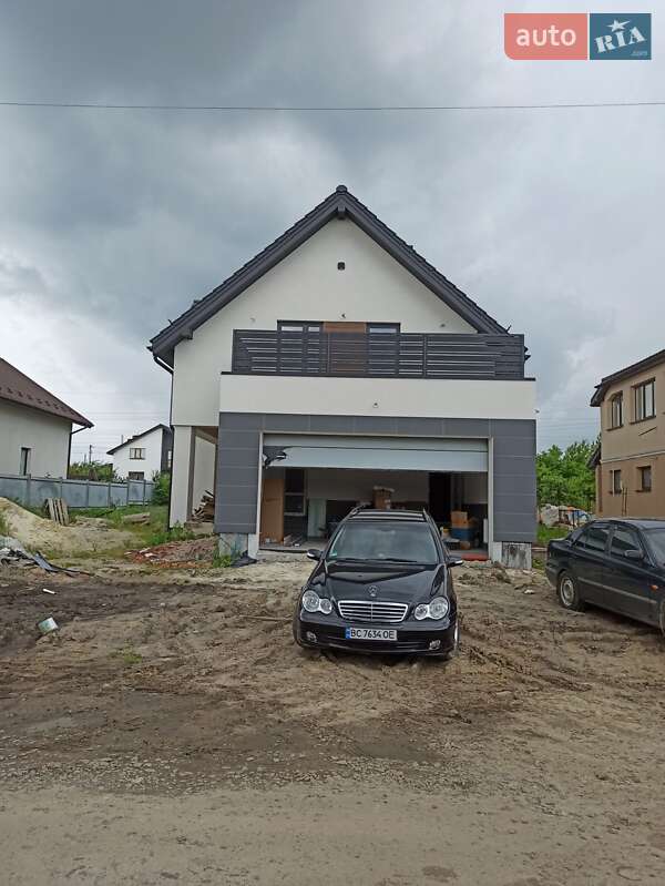 Универсал Mercedes-Benz C-Class 2004 в Буске