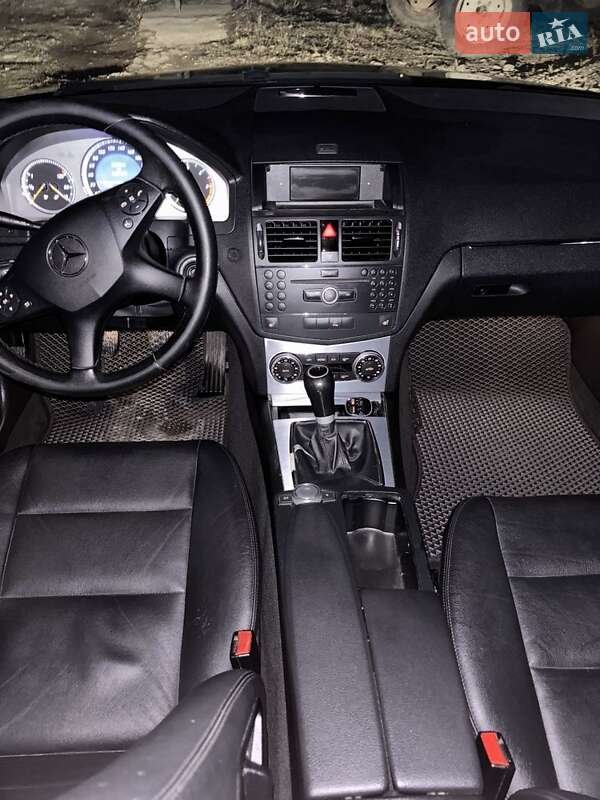 Универсал Mercedes-Benz C-Class 2007 в Виноградове