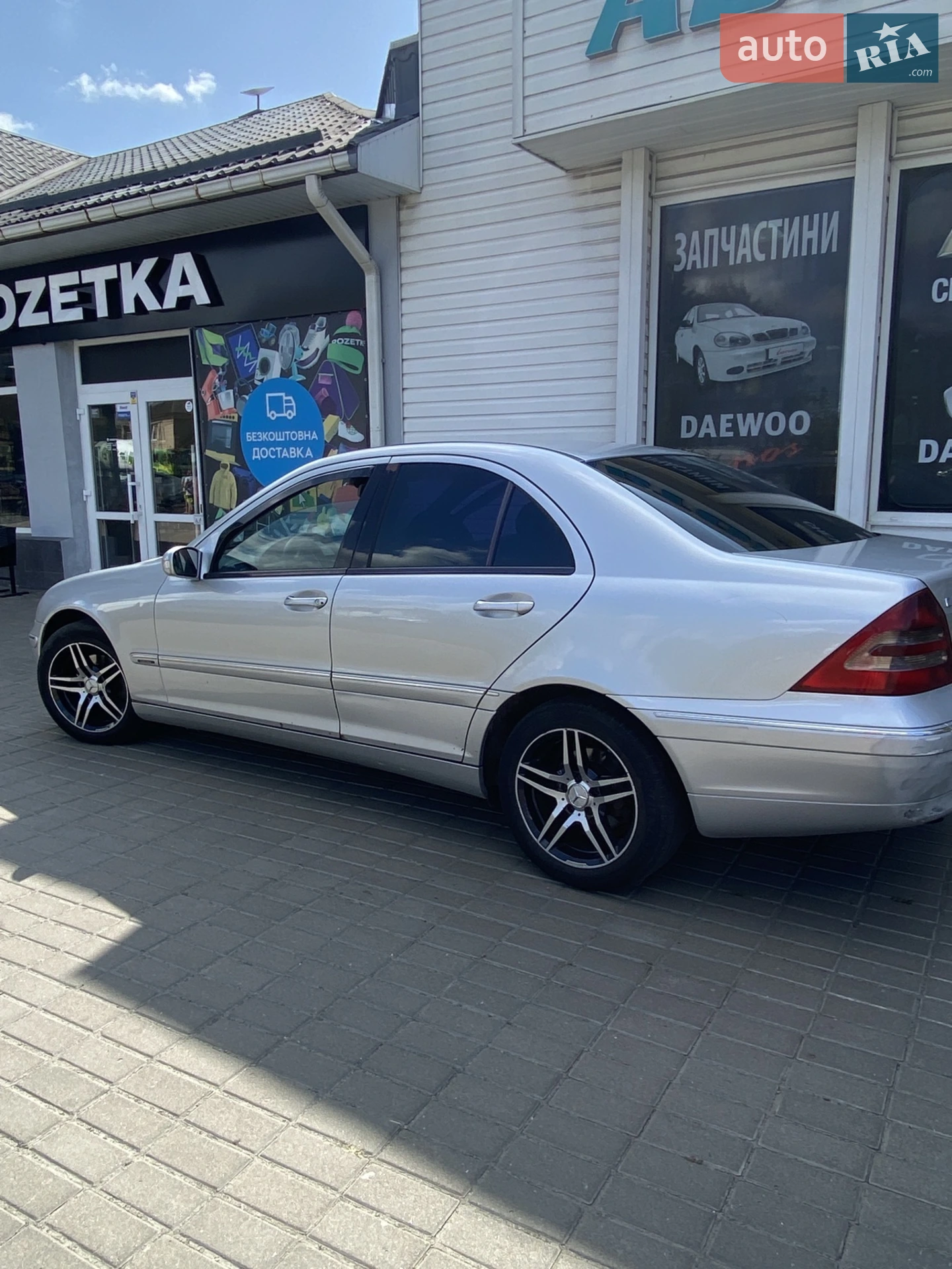 Mercedes-Benz C Class 2003 VIN WDB2030071A575166 фото оголошення 8 з 11
