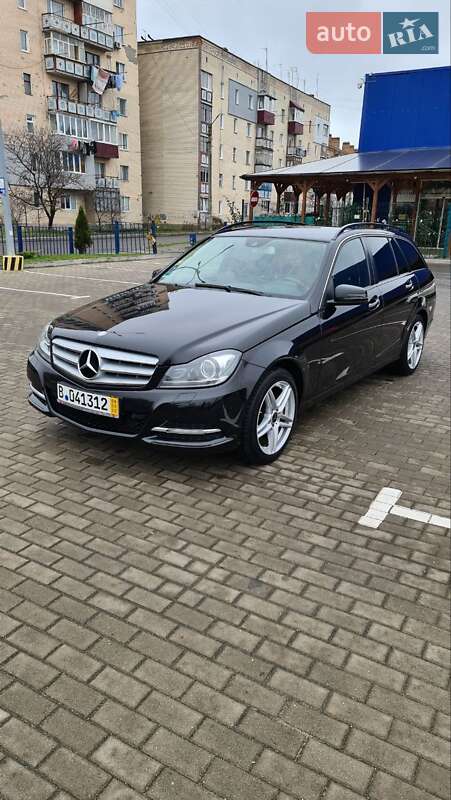 Универсал Mercedes-Benz C-Class 2012 в Староконстантинове