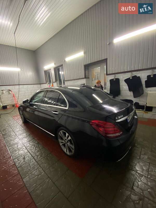 Седан Mercedes-Benz C-Class 2018 в Кропивницком