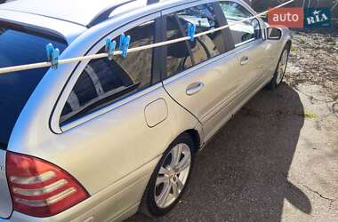 Универсал Mercedes-Benz C-Class 2002 в Ракитном