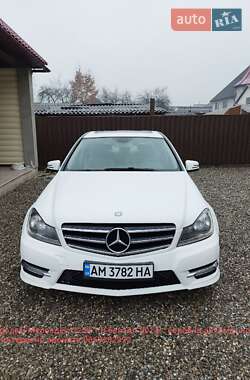 Седан Mercedes-Benz C-Class 2014 в Тячеве