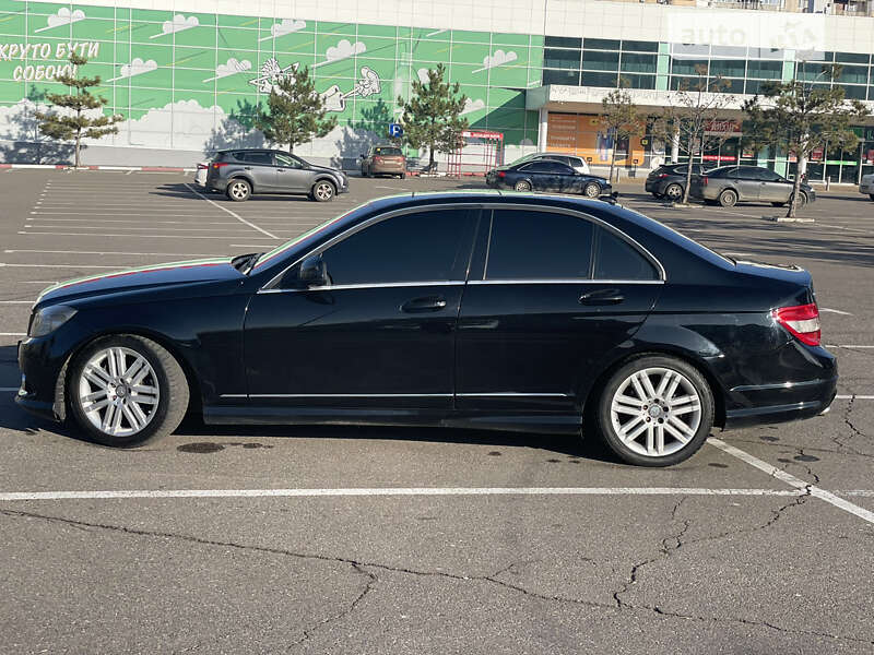 Седан Mercedes-Benz C-Class 2008 в Николаеве