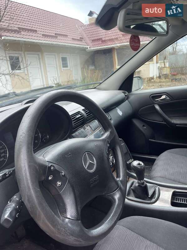 Универсал Mercedes-Benz C-Class 2004 в Черкассах