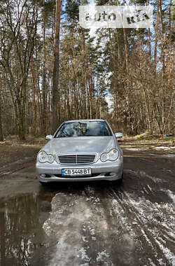 Універсал Mercedes-Benz C-Class 2002 в Лубнах