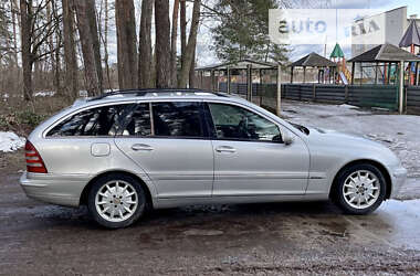 Універсал Mercedes-Benz C-Class 2002 в Лубнах