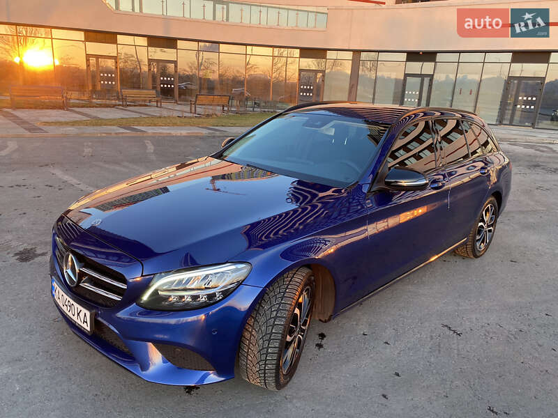 Универсал Mercedes-Benz C-Class 2019 в Киеве