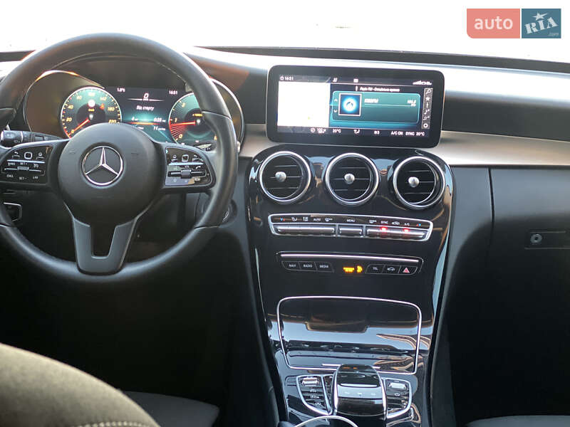 Универсал Mercedes-Benz C-Class 2019 в Киеве