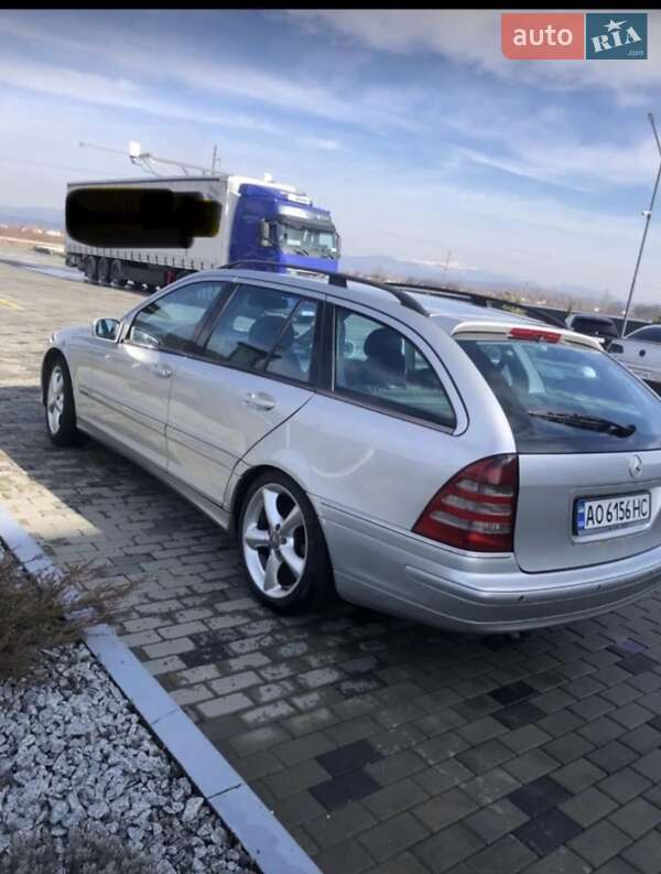 Универсал Mercedes-Benz C-Class 2003 в Хусте фото 5 Универсал Mercedes-Benz C-Class 2003 в Хусте