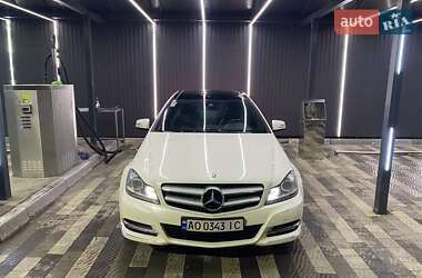 Купе Mercedes-Benz C-Class 2011 в 