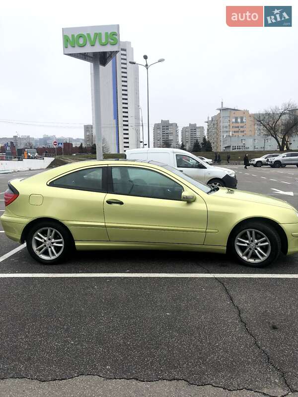 Купе Mercedes-Benz C-Class 2004 в Житомире