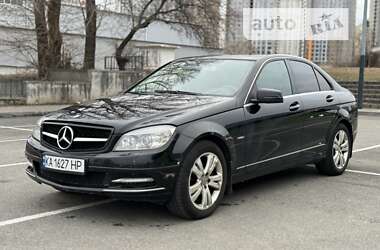 Седан Mercedes-Benz C-Class 2010 в Киеве