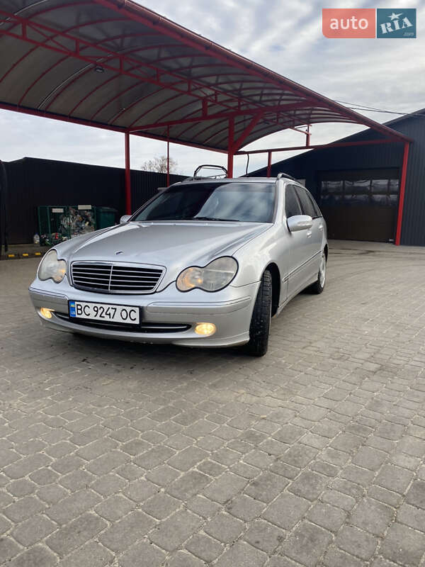 Универсал Mercedes-Benz C-Class 2003 в Яворове