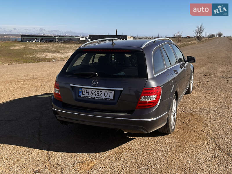 Универсал Mercedes-Benz C-Class 2013 в Одессе фото 5 Универсал Mercedes-Benz C-Class 2013 в Одессе