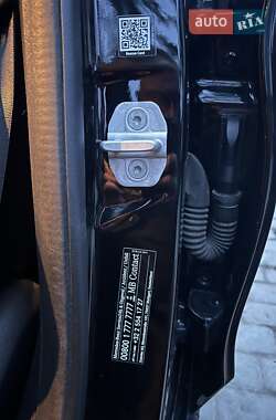 Седан Mercedes-Benz C-Class 2015 в 