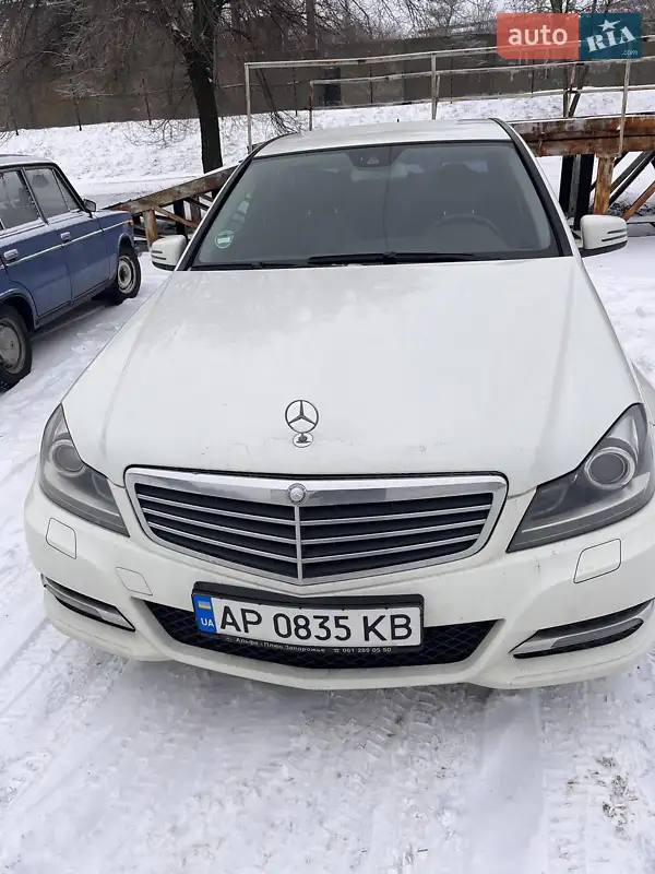 Mercedes-Benz C-Class 2011 VIN WDD2043491F718743 фото оголошення 11 з 42