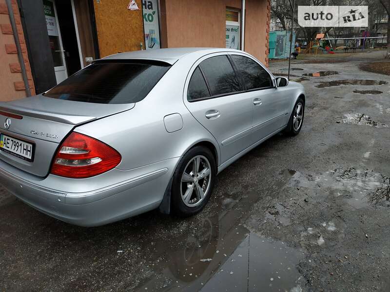 Седан Mercedes-Benz C-Class 2003 в 
