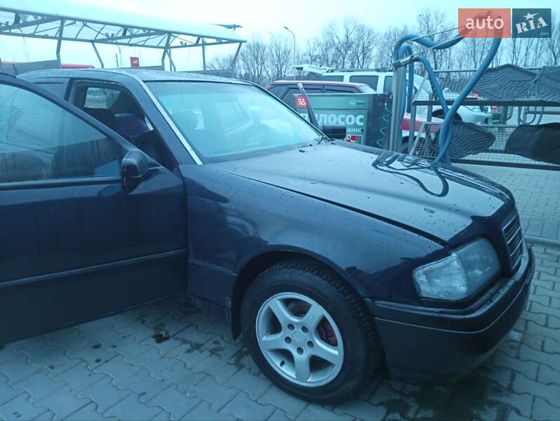 Седан Mercedes-Benz C-Class 1993 в Летичеве фото 6 Седан Mercedes-Benz C-Class 1993 в Летичеве