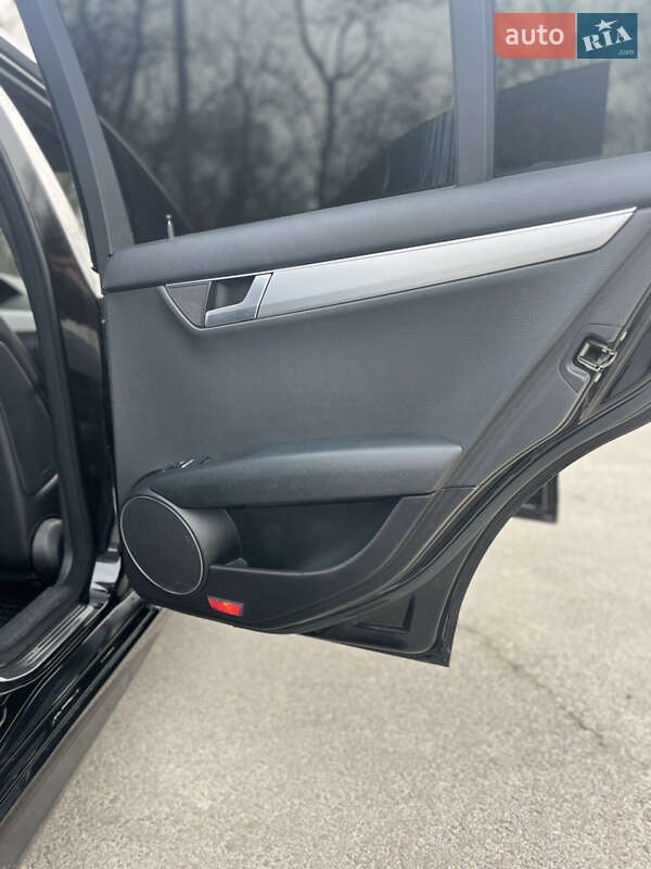 Седан Mercedes-Benz C-Class 2013 в Запорожье фото 7 Седан Mercedes-Benz C-Class 2013 в Запорожье