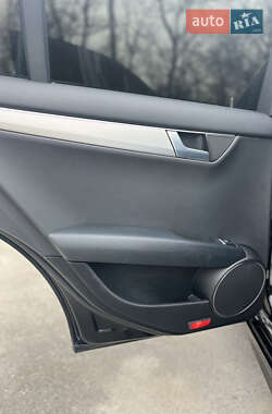 Седан Mercedes-Benz C-Class 2013 в 