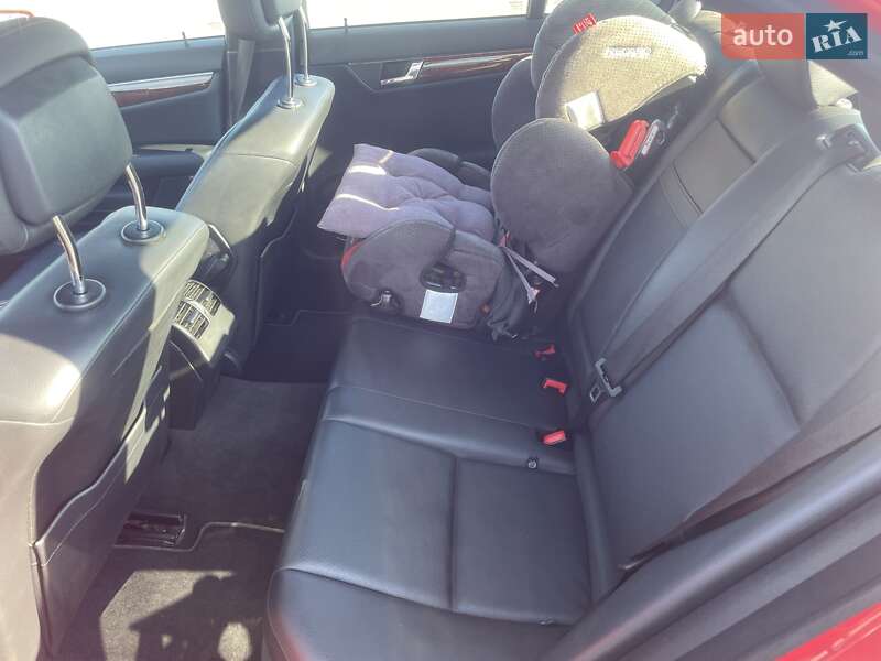 Седан Mercedes-Benz C-Class 2011 в Киеве