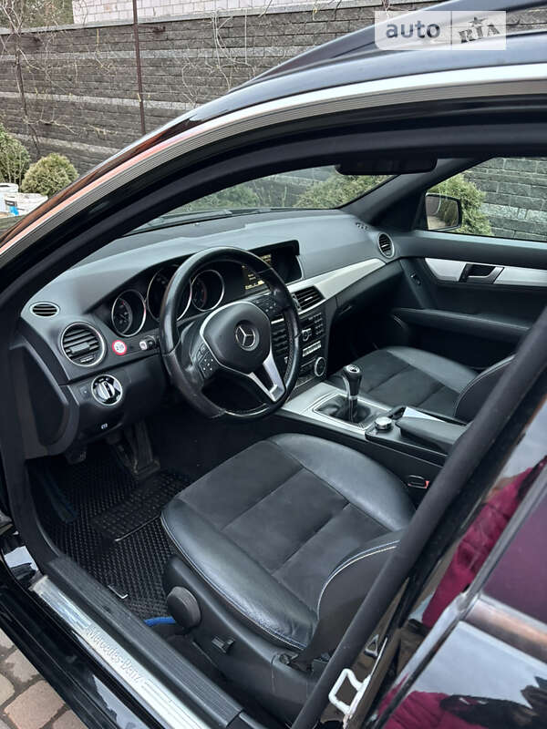 Универсал Mercedes-Benz C-Class 2013 в Коростышеве фото 8 Универсал Mercedes-Benz C-Class 2013 в Коростышеве