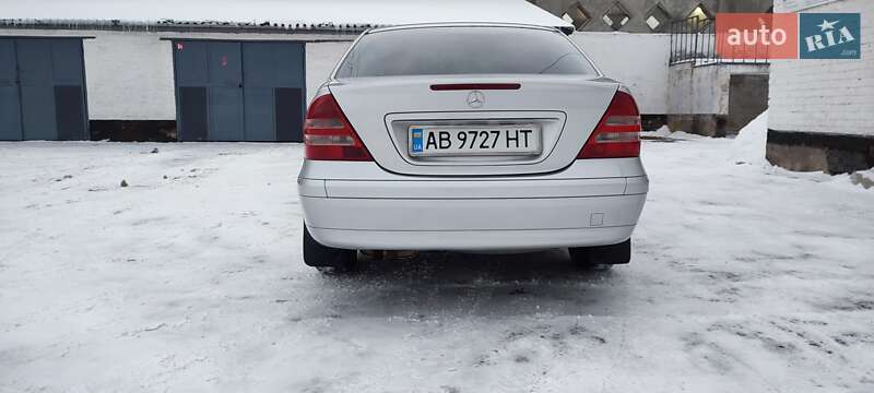 Седан Mercedes-Benz C-Class 2003 в Виннице