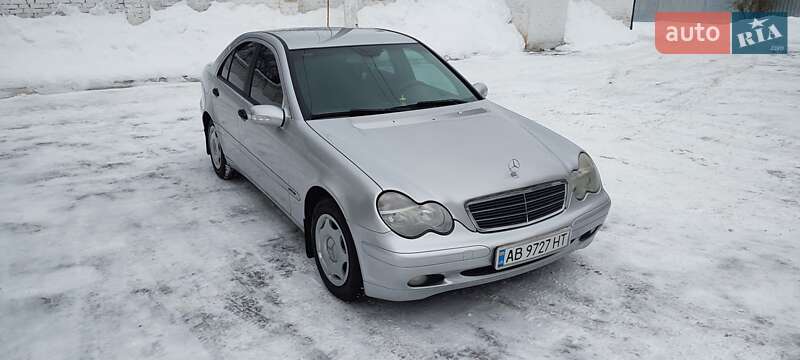 Седан Mercedes-Benz C-Class 2003 в Виннице