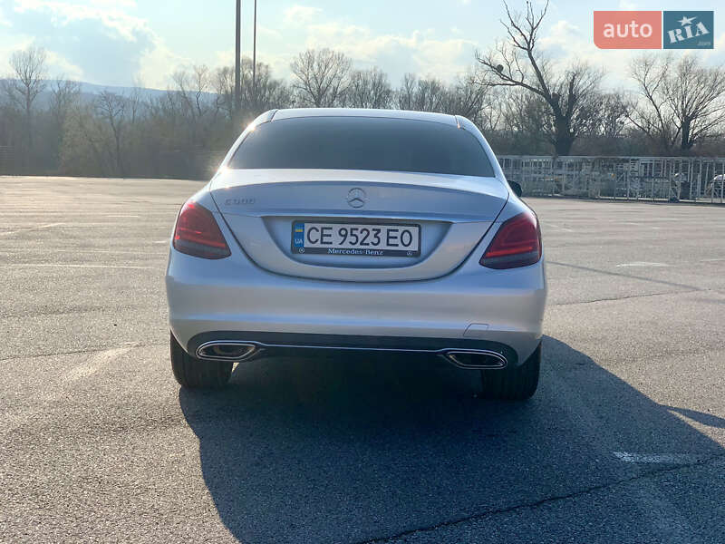 Седан Mercedes-Benz C-Class 2020 в Черновцах