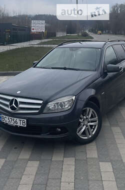 Універсал Mercedes-Benz C-Class 2010 в Львові